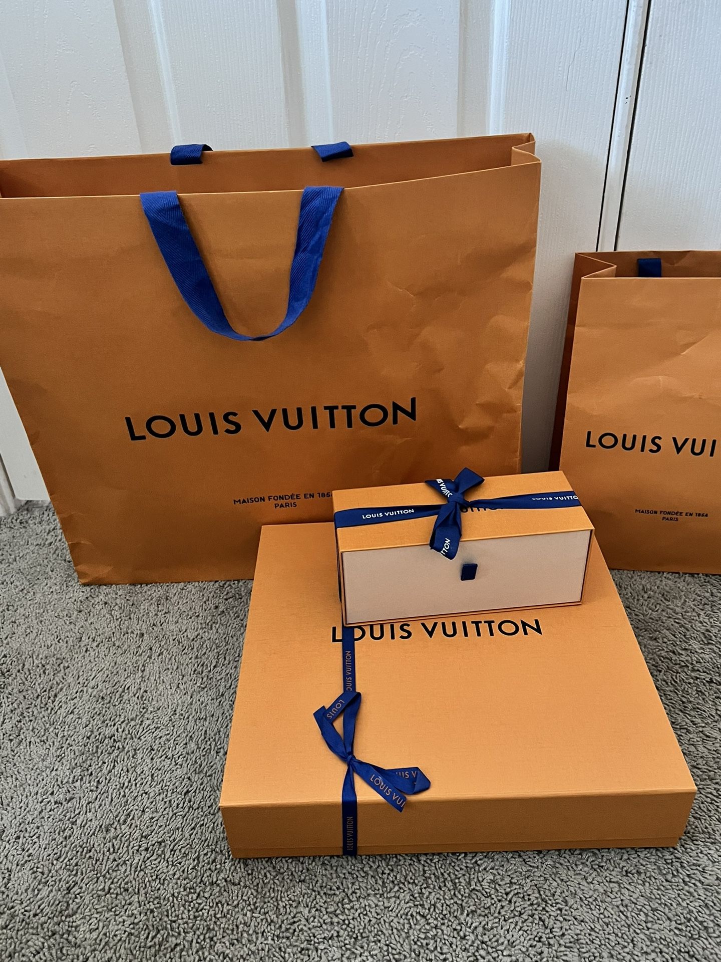 Authentic Louis Vuitton Boxes And Paper Bag for Sale in Gilbert, AZ -  OfferUp