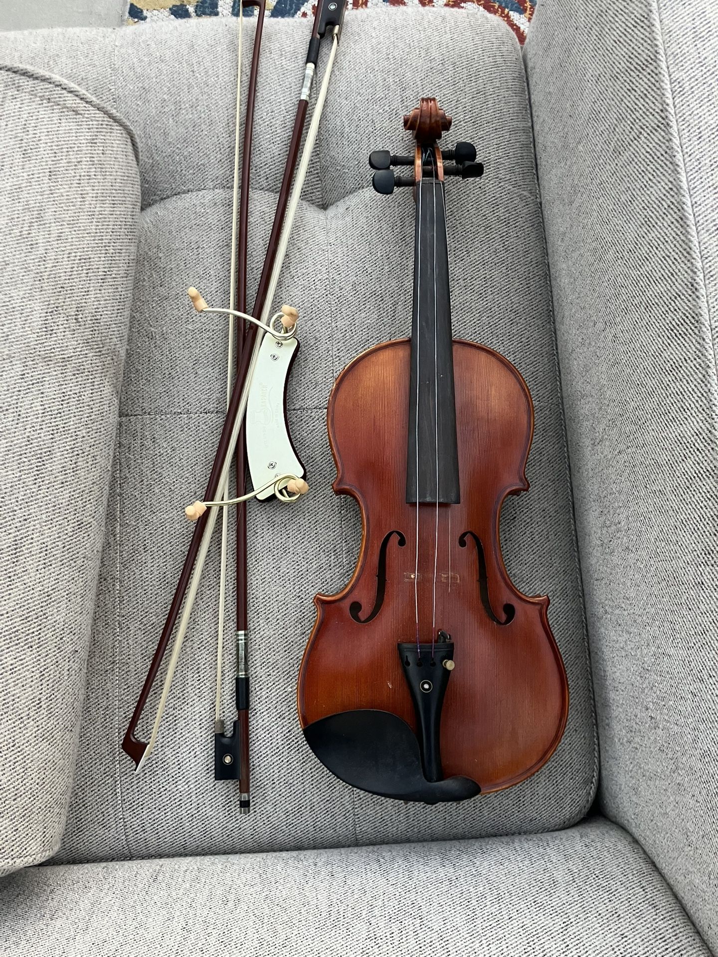 Violin Instrument Music Musical Bow and Shoulder Rest