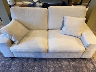 Couch/Loveseat for Sale (Great condition)