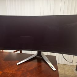 34’ OLED curved Alienware monitor AW3423DW $560 OBO