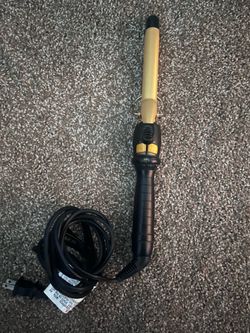 Jilbere de Paris Curling Iron