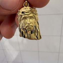 Cristo Face Pendant 10k