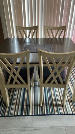 Dining table $40 - move out sale