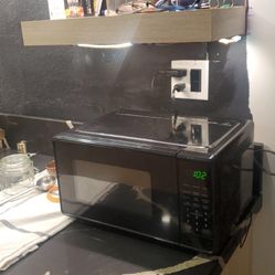 Microwave Black