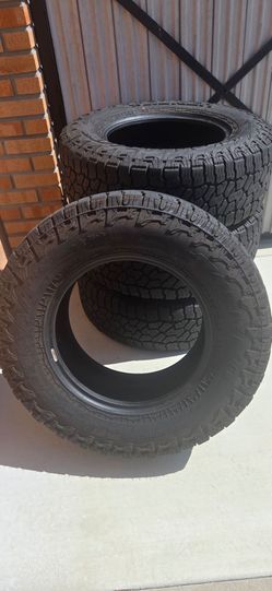 Falken Wildpeak A/T 4W  265/70R17