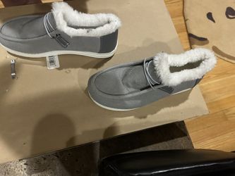 New Fuzzy Slip On 