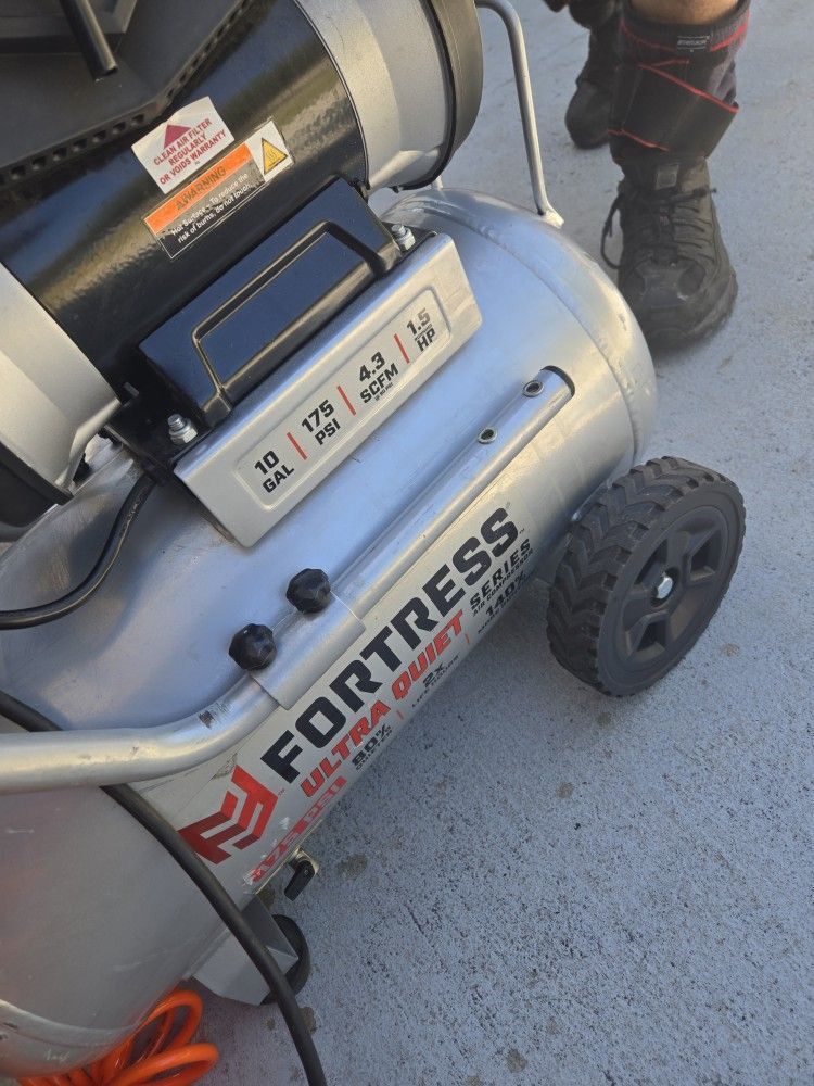 Air Compressor 