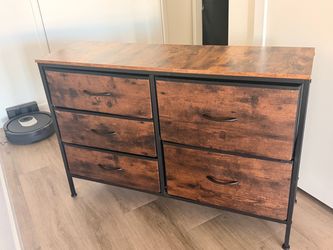 Small dresser $20