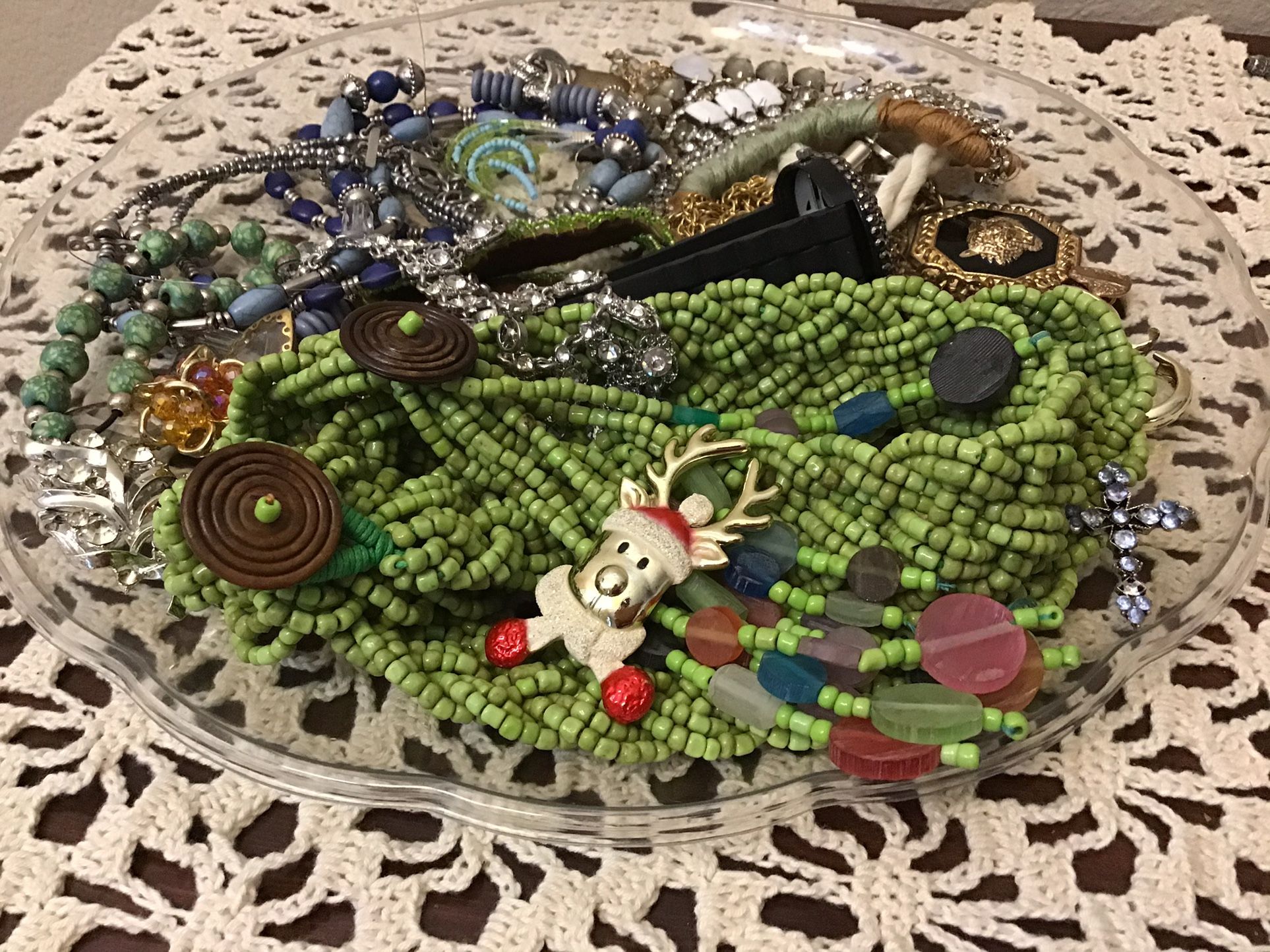 1 Lb 10.2 oz of Broken and Incomplete Vintage & Modern Jewelry for Repair or Arts & Crafts / Joyas Rotas o Incompletas para Arte y Manualidades
