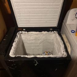 Black Arctic King Chest Freezer – $50