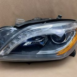 12-15 MERCEDES ML350 W166 LH LEFT Headlamp bi-Xenon HID a1(contact info removed)59