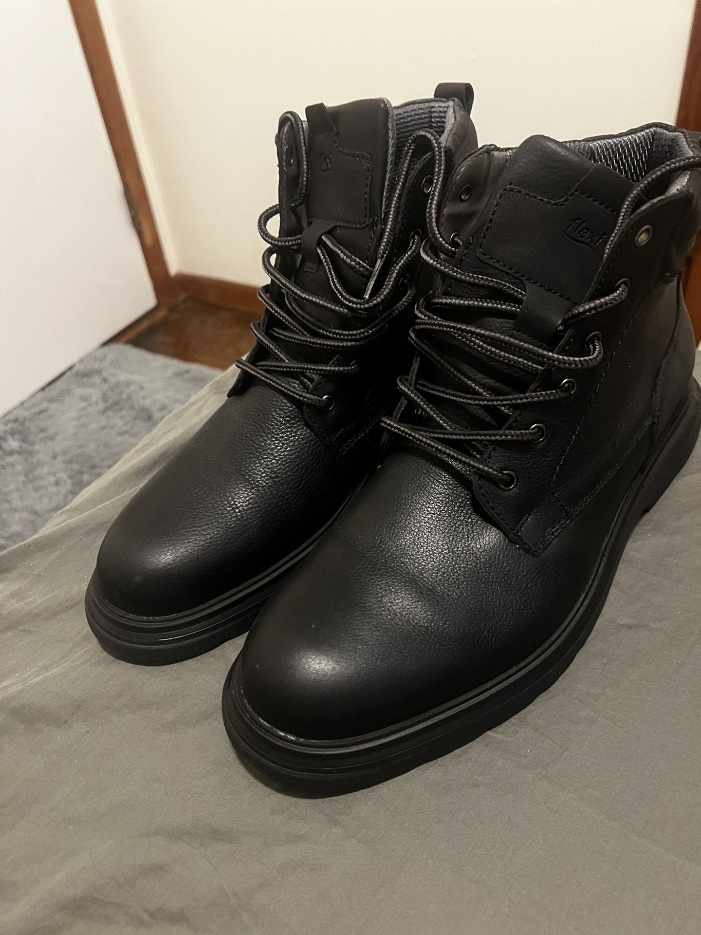 Men’s Flexi Black Leather Boots