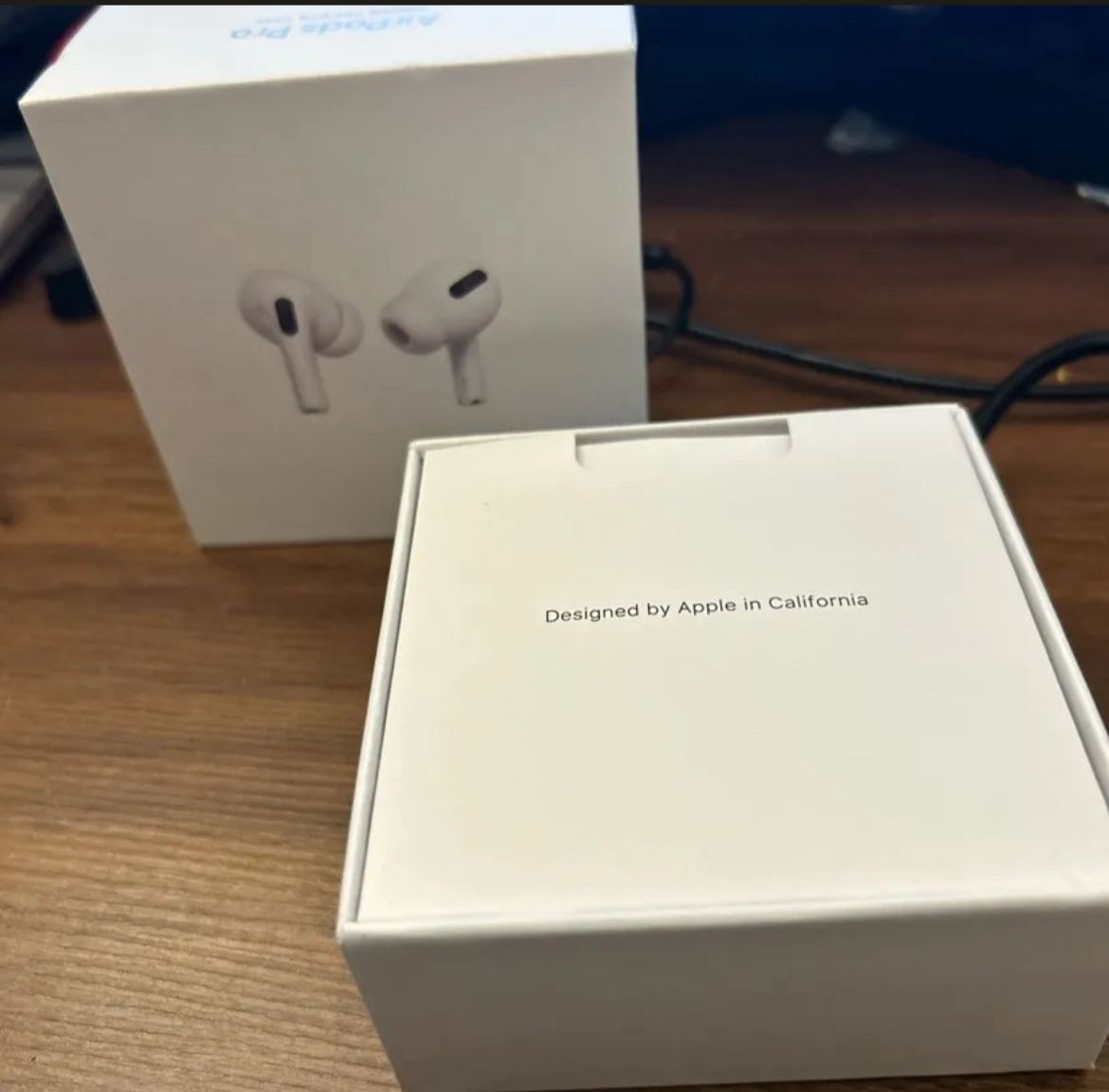 AirPods