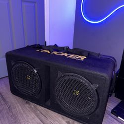 Kicker Dual 12” Subwoofers w/2 Amps