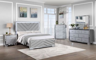 4pc QUEEN Bed Set