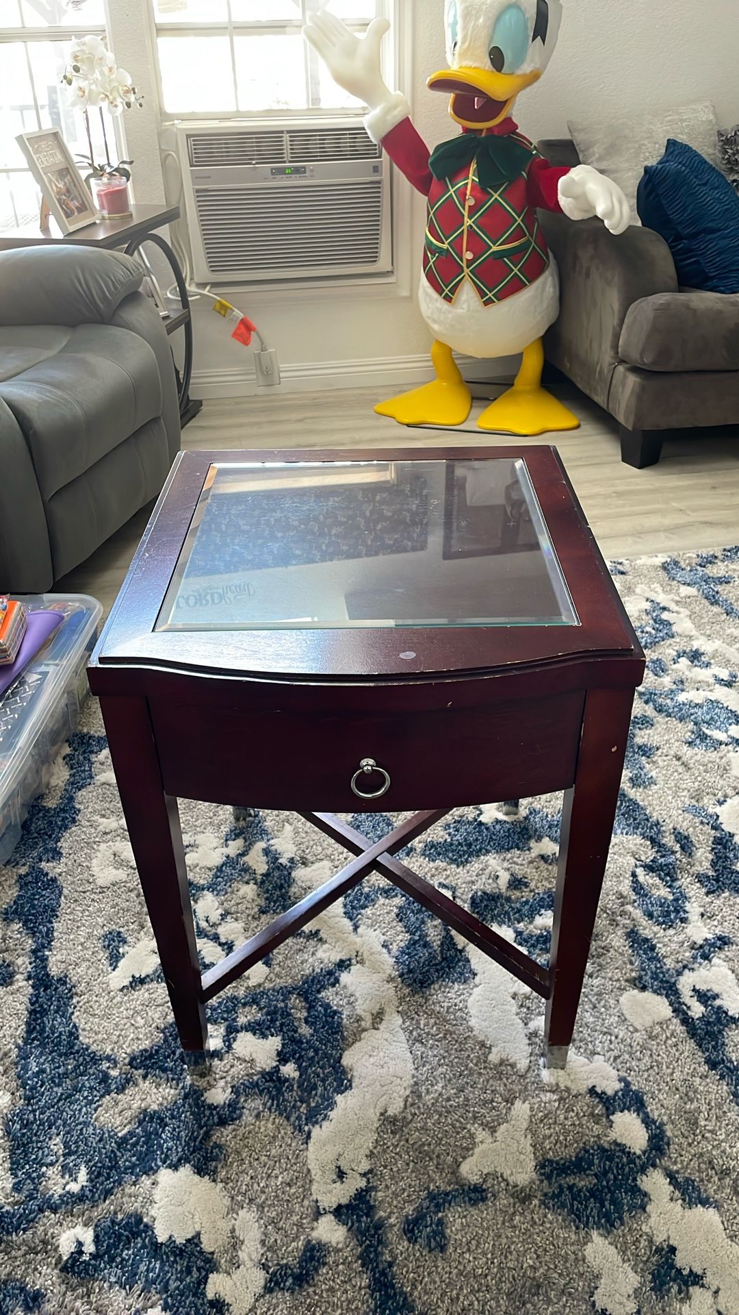 Cherry Wood End Table.
