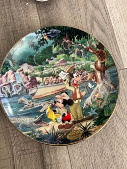 Disney  plates bundle deal available