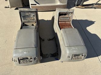 Cadillac Escalade center console parts