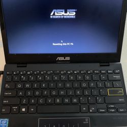ASUS Laptop 12” Screen
