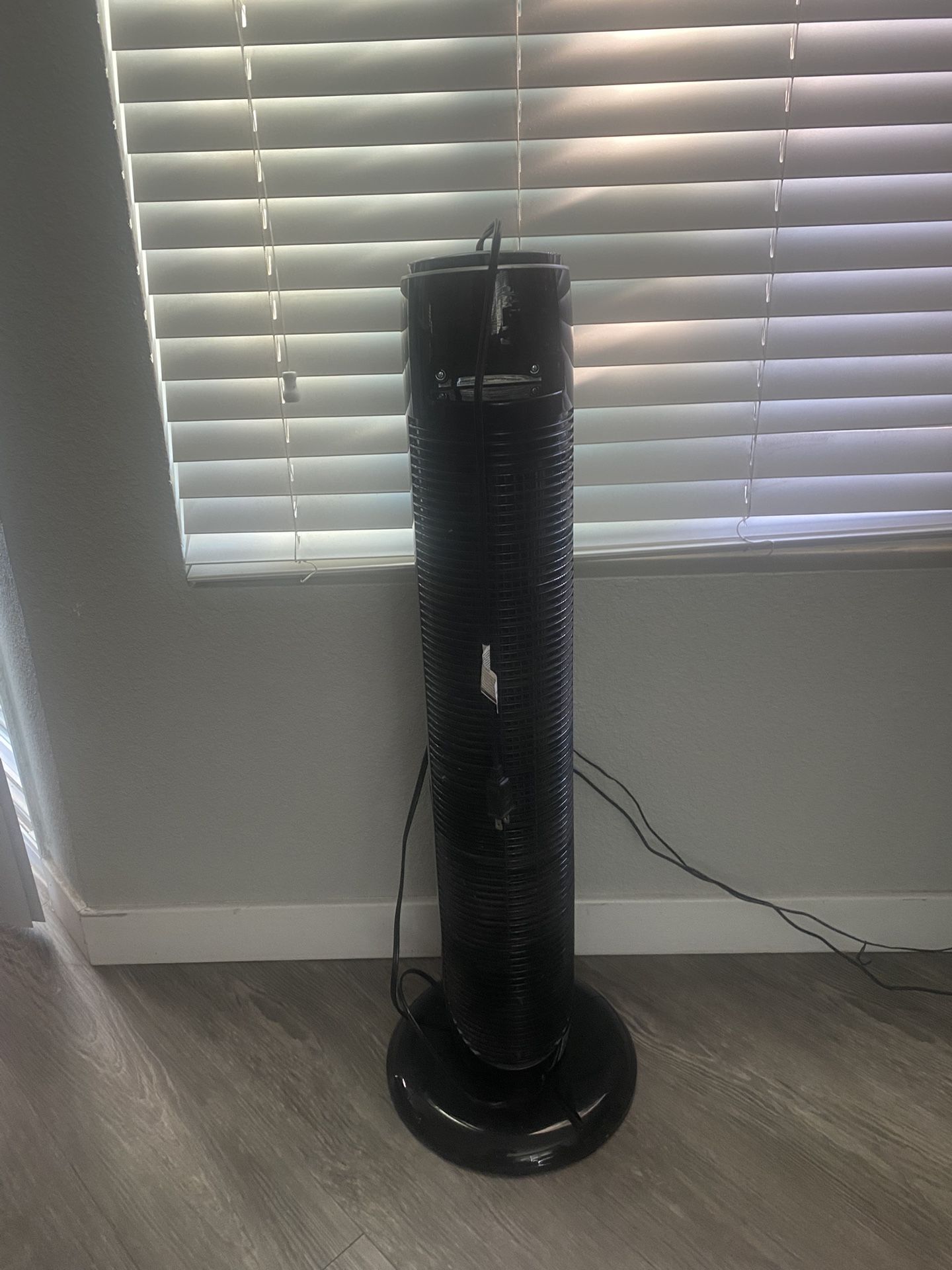 Mainstays Tower Fan – Works Great