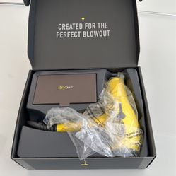 dry bar blow dryer 