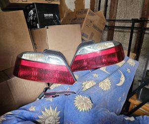  Acura Tl Rear Brake Lights. Good Condition 