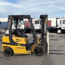 2016 Yale Pneumatic TiresThree Stage 5000 Lbs Side Shift