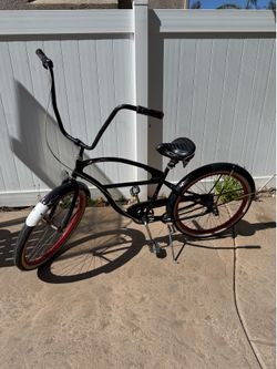 Men’s beach cruiser hot rod bike