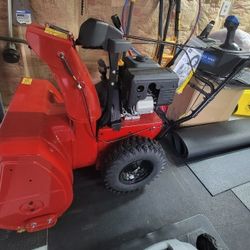 Toro 28" Power Max HD 828 OAE Two-Stage Gas Snow Blower