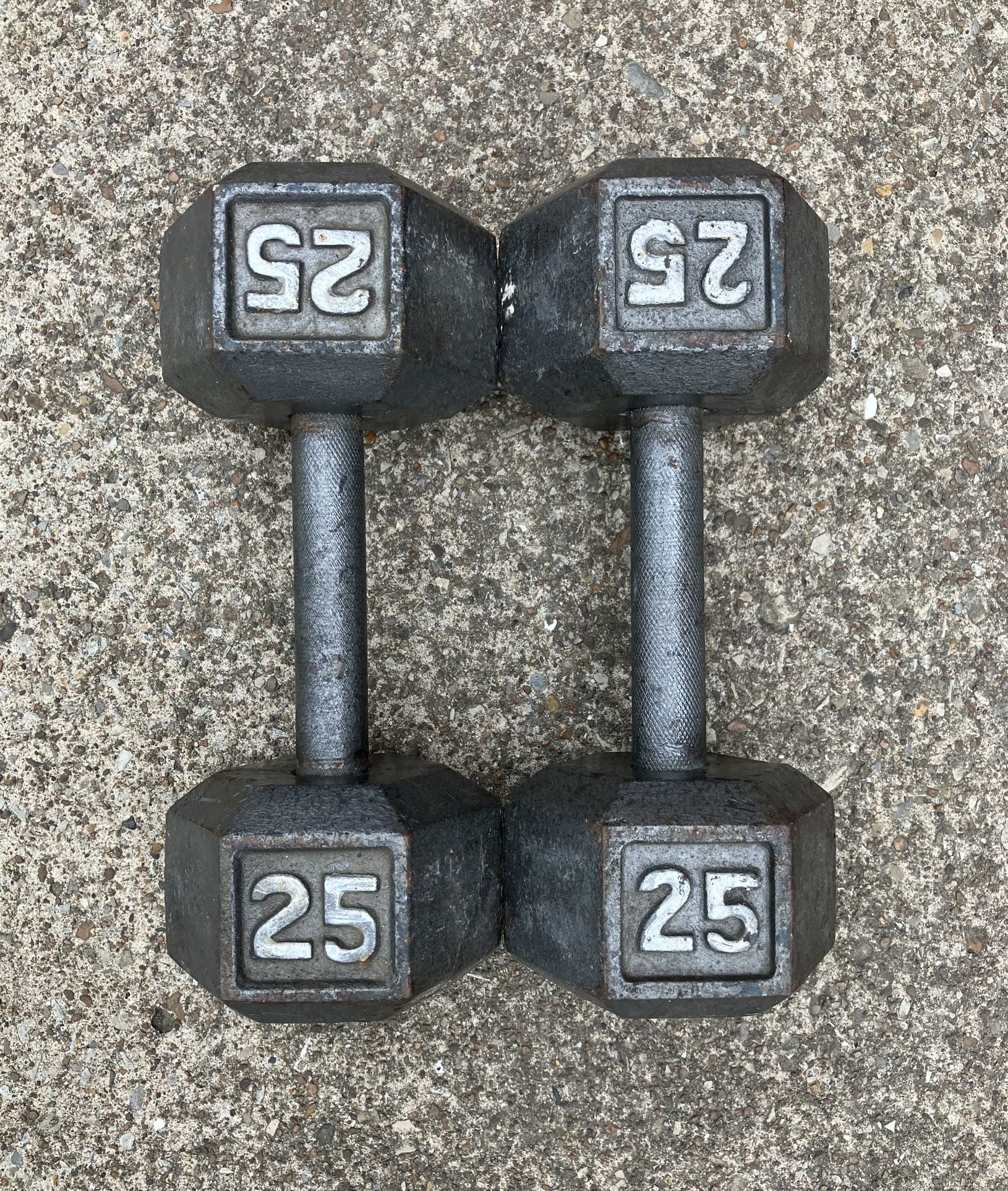 25 lb dumbbells dumbbell set Cast Iron Hex 50 lbs total weights weight 25lb 25lbs pair pounds pound # 
