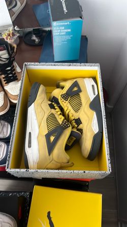 Jordan 4