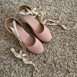 Soludos Pink Wedge shoes - Good Condition - Size 8 