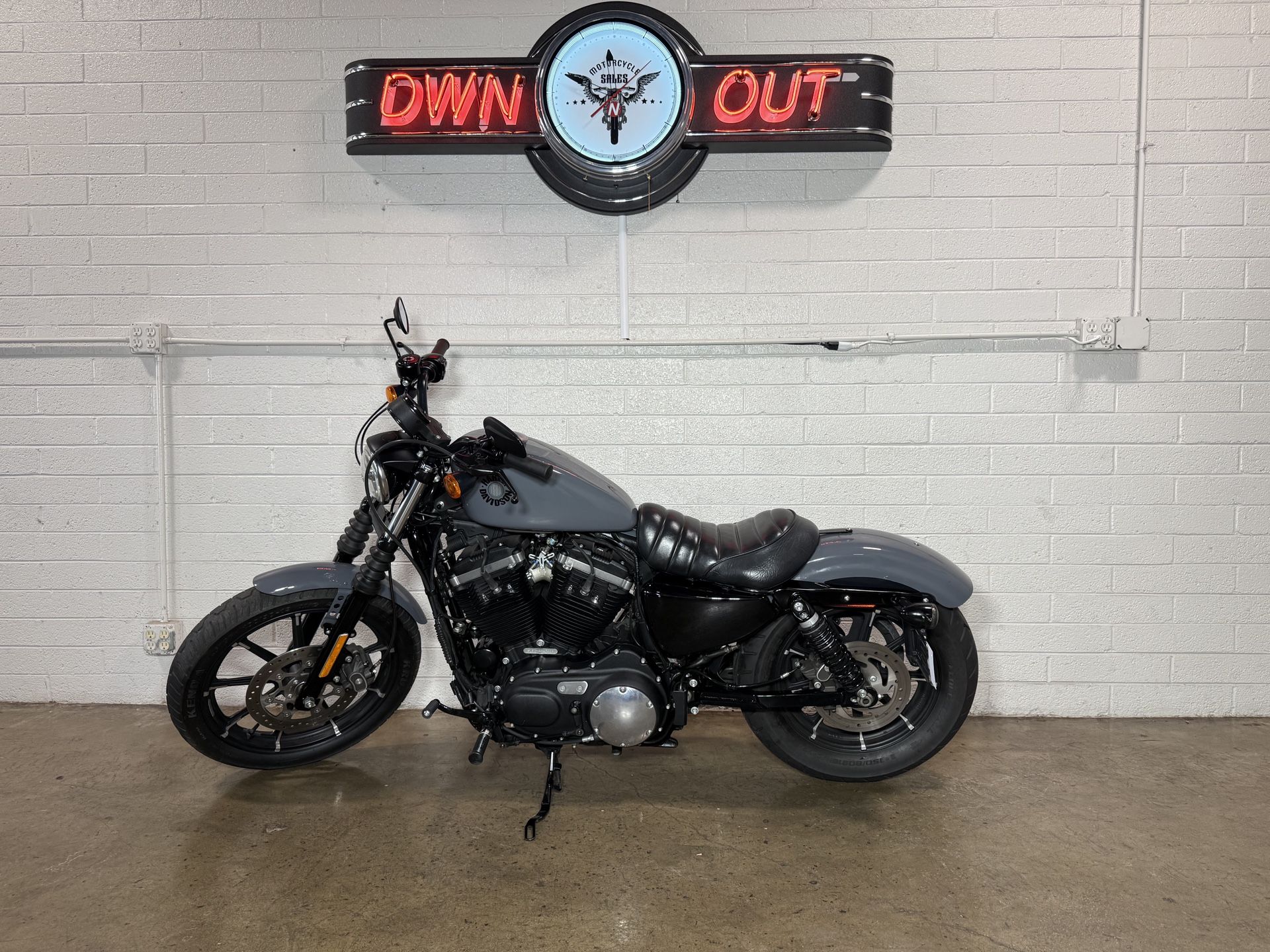 2022 Harley-Davidson Iron XL883N
