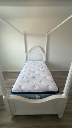 Charming Princess Canopy Bed with Mattress - Ready to Sleep On!