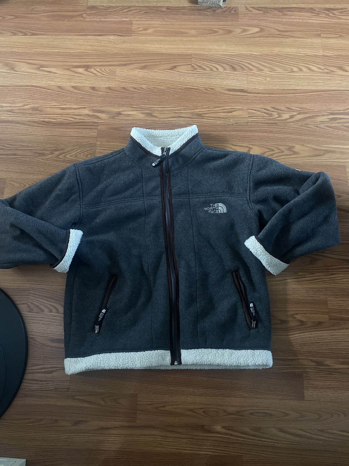 North face Jacket ( Size L)