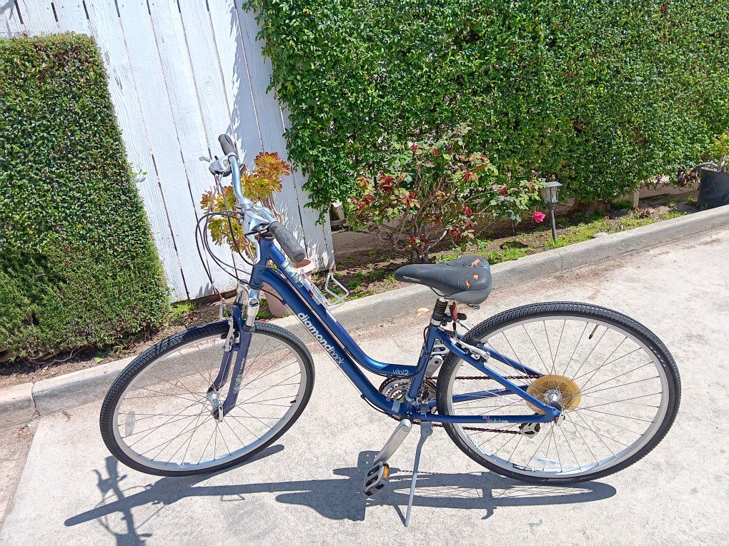 27 Inches Bike In Excellent Shimano Diamond Back Vital 2 Good Breaks Good Tires Ready To Ride 