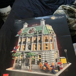 LEGO Sanctum Sanctorum 76218 – partially built, all remaining pieces in box