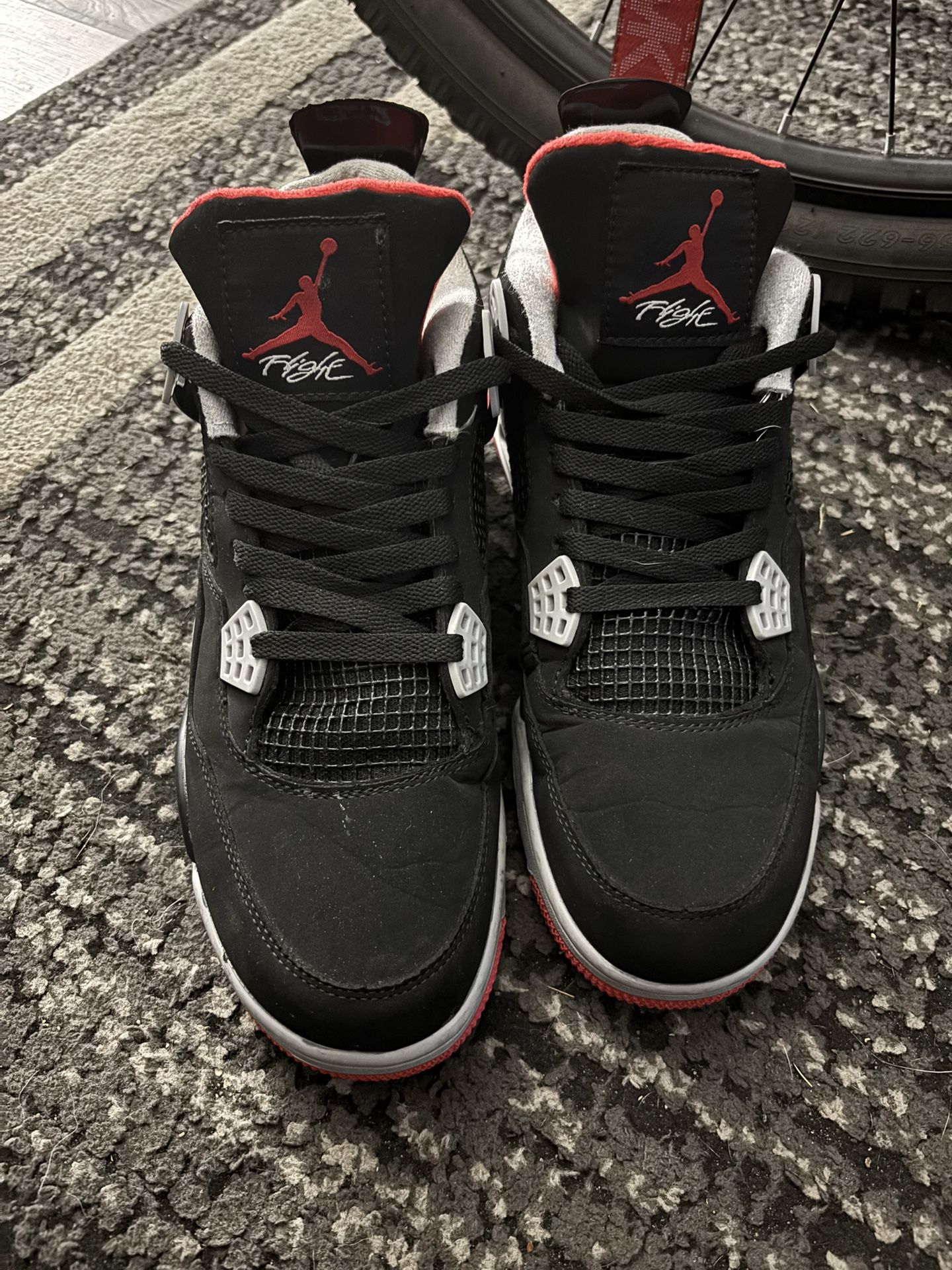 Retro Jordan 4 Bred 2019