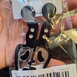 Scream Earrings New