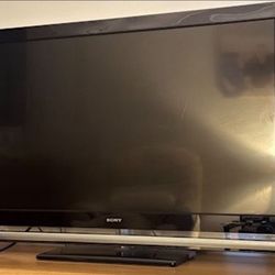 46” Sony Bravia Model KDL-46XBR6