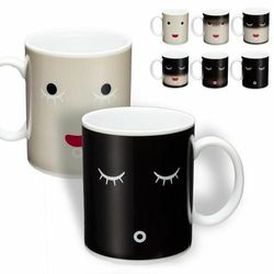 Smiley face heat changing drinking coffee cup