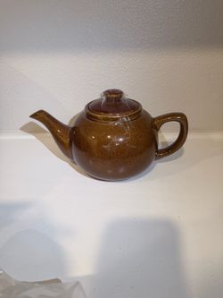 Ceramic teapot