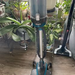 Shark Duo Vacuum 