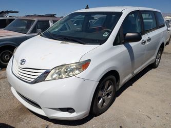 2014 Toyota Sienna PARTS @ U-Pull Auto Parts DD4656