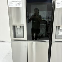 LG LRSOS2706S 27 cu. ft. side-by-side refrigerator W/ edge-to-edge InstaV