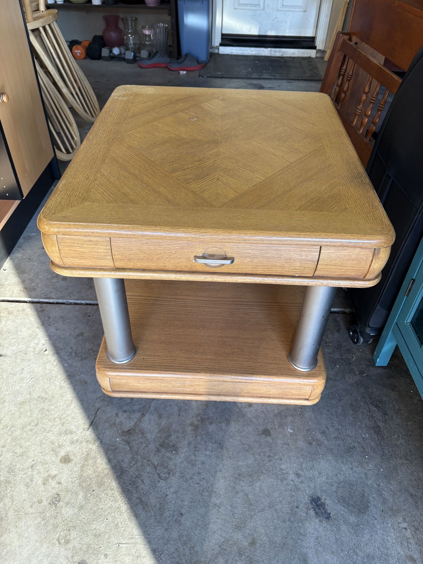 Coffee / End Table