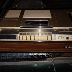 Beta VCR by Zenith