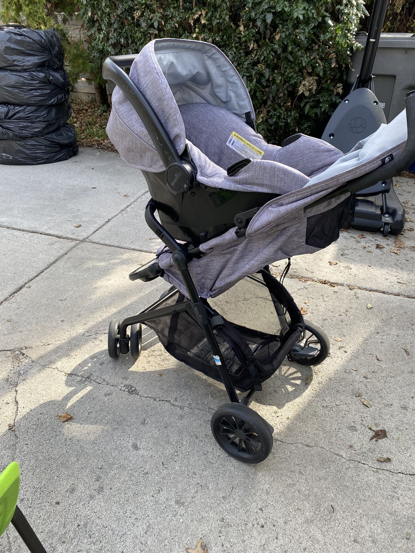 Baby Stroller / Car Seat