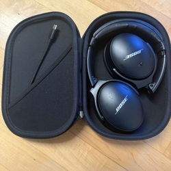 Bose QC45 Noise Cancelling Headphones