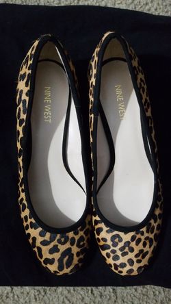 Like New! Nine West Leopard and Suede Shoes(Size 9)